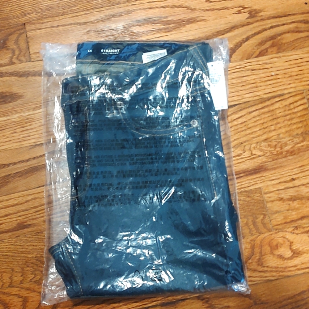 Brand New Unopened Old Navy Straight Stretchy Jeans